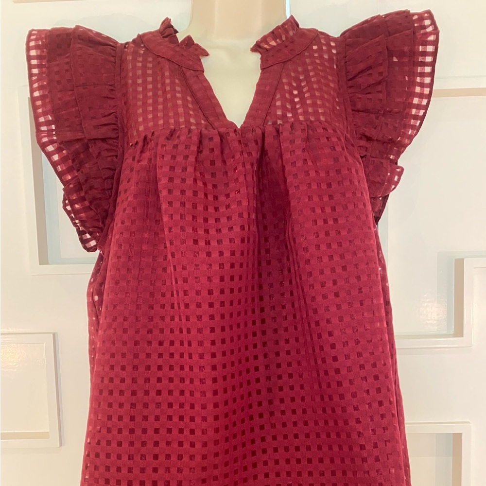 Entro blouse, burgundy flutter sleeve, v neck.